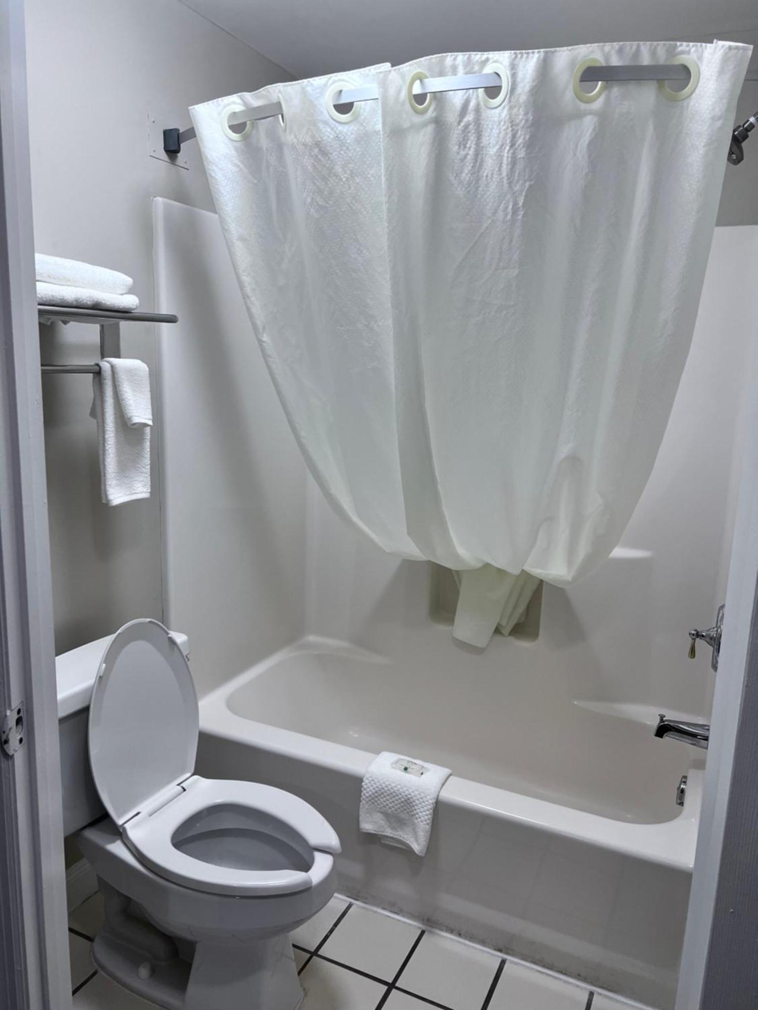 Quality Inn Palm Bay - Melbourne I-95 Ngoại thất bức ảnh
